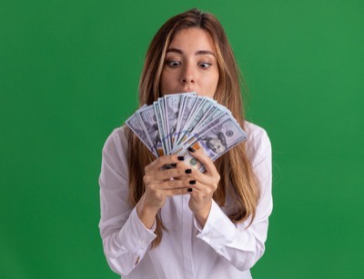 Burcun Para Hakkında Ne Söylüyor?