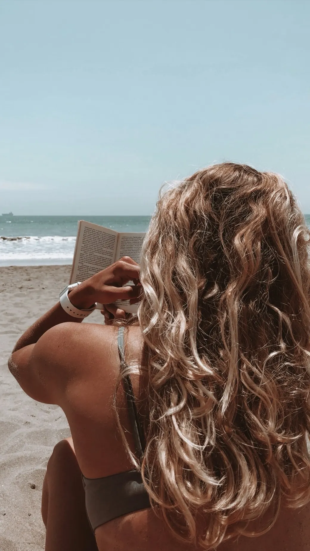 Plajda Okuyabileceğin Birkaç İyi Kitap