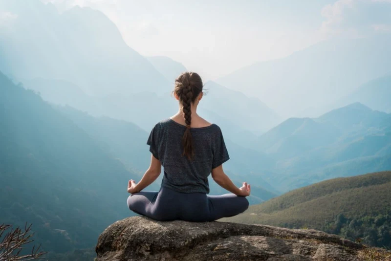 Why Meditation Actually Works — From a Neuroscience Perspective (Not from a Guru in Harem Pants)