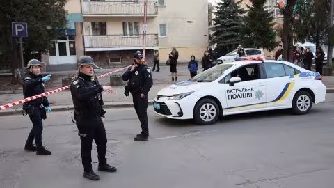 Львовский таможенник, нож и ТЦК: встреча, которой никто не ждал