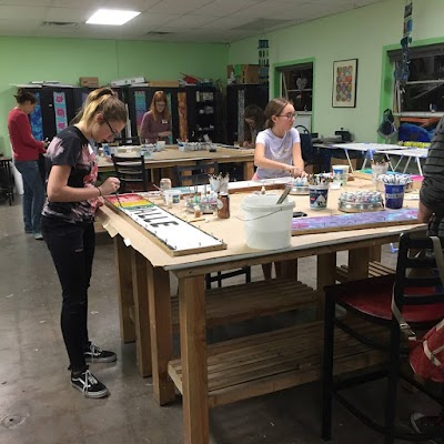 Art For Fun! Studio & Gallery