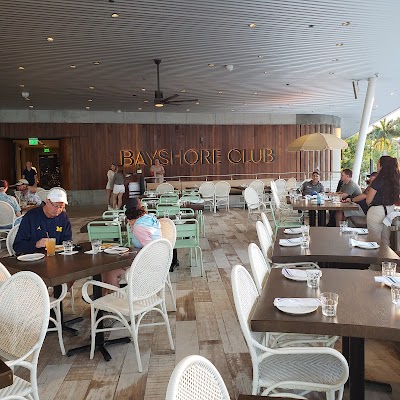 Bayshore Club Bar & Grill