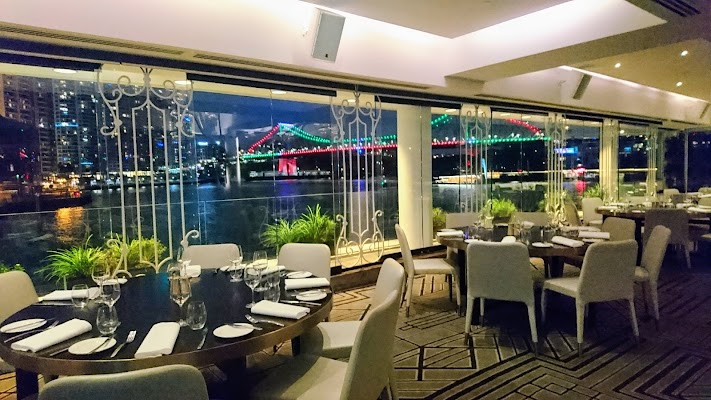 Blackbird Bar, Dining & Events