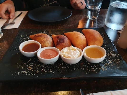 Encanto Melbourne Cafe Dessert Restaurant & Bar