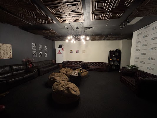 Quest Room