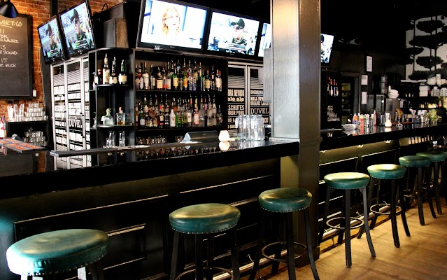 The Lamplighter Public House