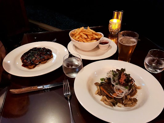 The Walnut Restaurant & Lounge Bar