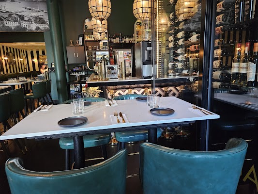 Toscano Bar & Kitchen