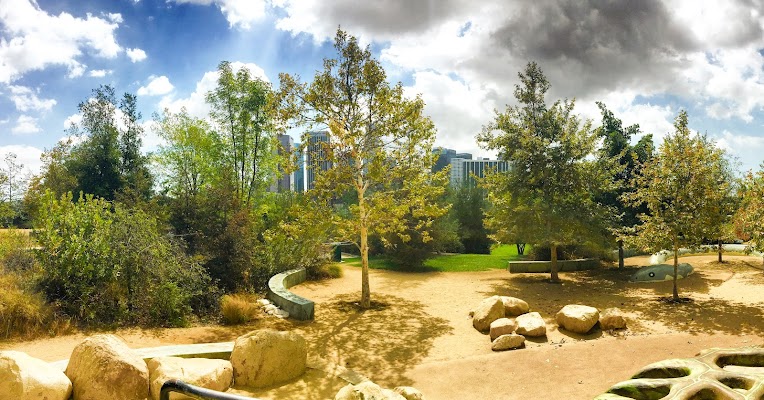 Vista Hermosa Natural Park, Mountains Recreation & Conservation Authority