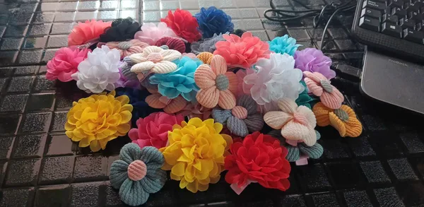 MOÑOS $20