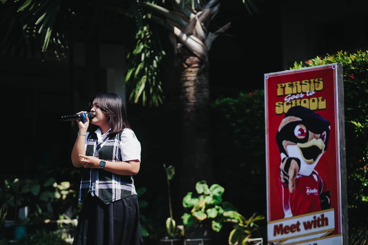 PERSIS Goes to School SMA Warga Surakarta