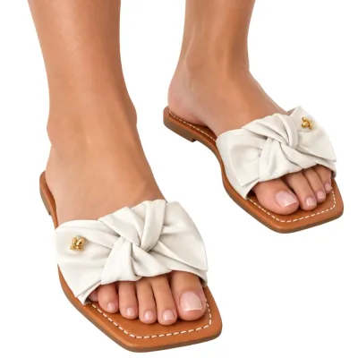 Rasteira Cravo E Canella Feminina Com Laço Volumoso E Bico Quadrado - Off-white 3170.1182cc