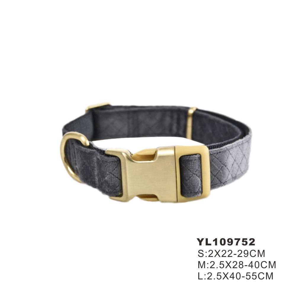 NAOMI WALKING DOG COLLARS