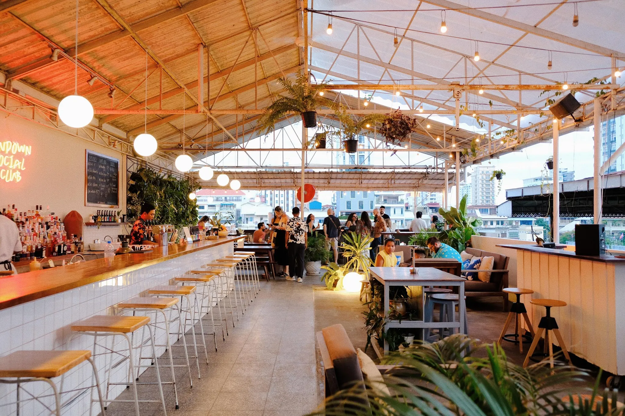 Sundown Social Club, three relaxed storeys above the Russian Market in Toul Tom Poung