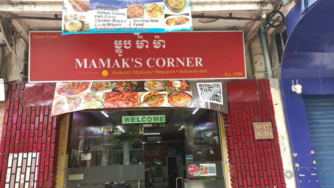 The daily rotating buffet at Mamak's Corner near Central Market