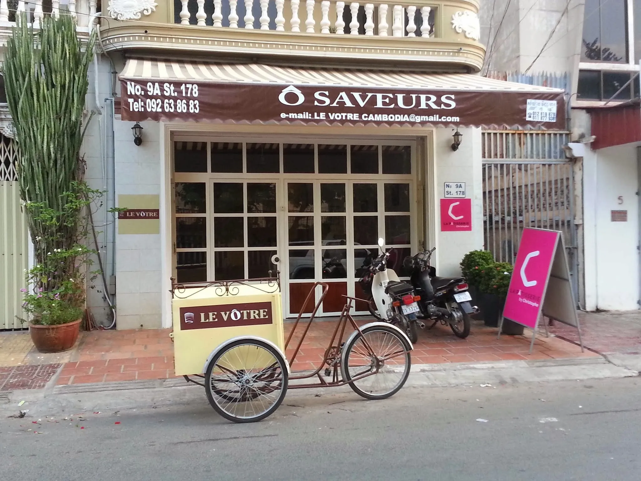 La Ferme de Bassac, a brasserie with its own farm, butcher and cheese counter
