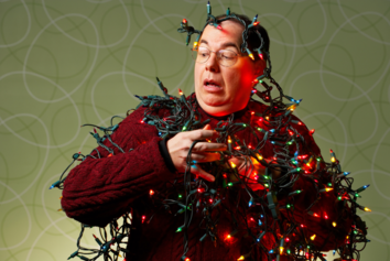 Does The Thought of Installing Your Own Christmas Lights Give You Anxiety?