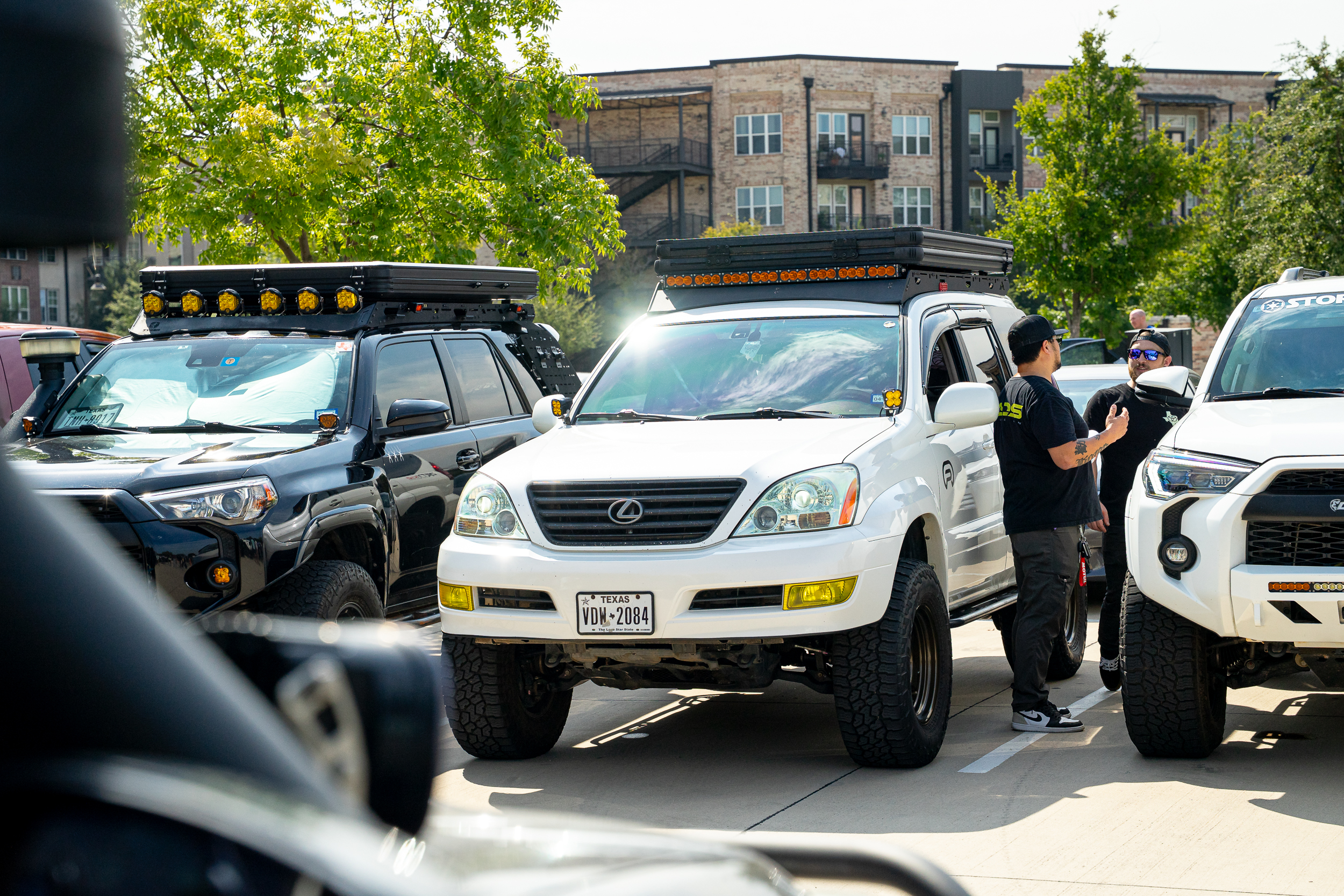 GX 470 with a full rack and a light bar