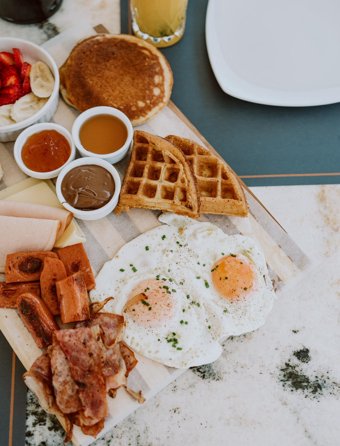 MealsnSips Image iwS57p53WIeTcQD7N05s1