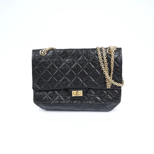 product shot — Chanel