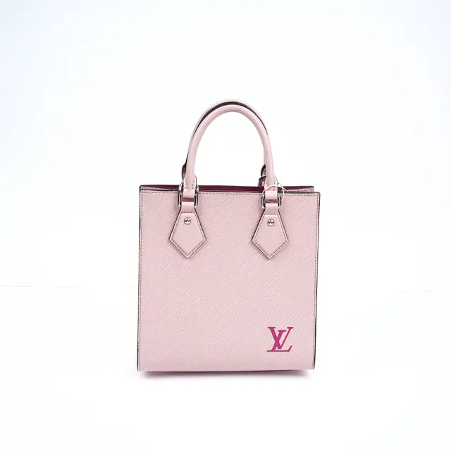 product shot — Louis Vuitton