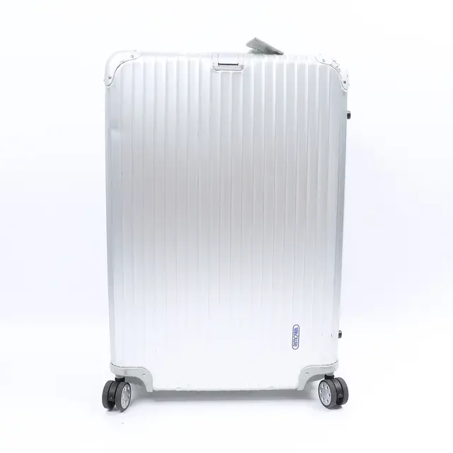 product shot — Rimowa