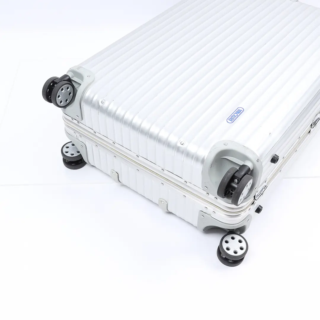 Rimowa Topas Multiwheel Silver Aluminum Suitcase