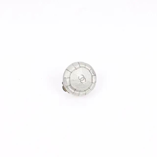 product shot — Chanel