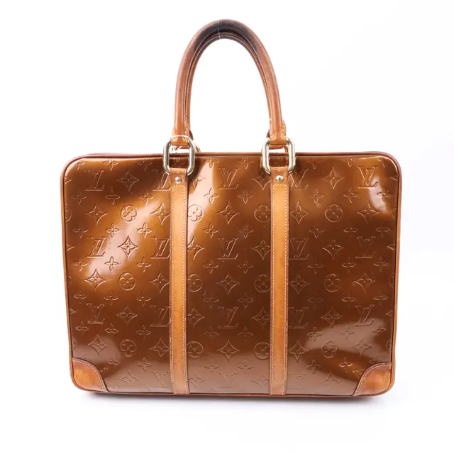 product shot — Louis Vuitton