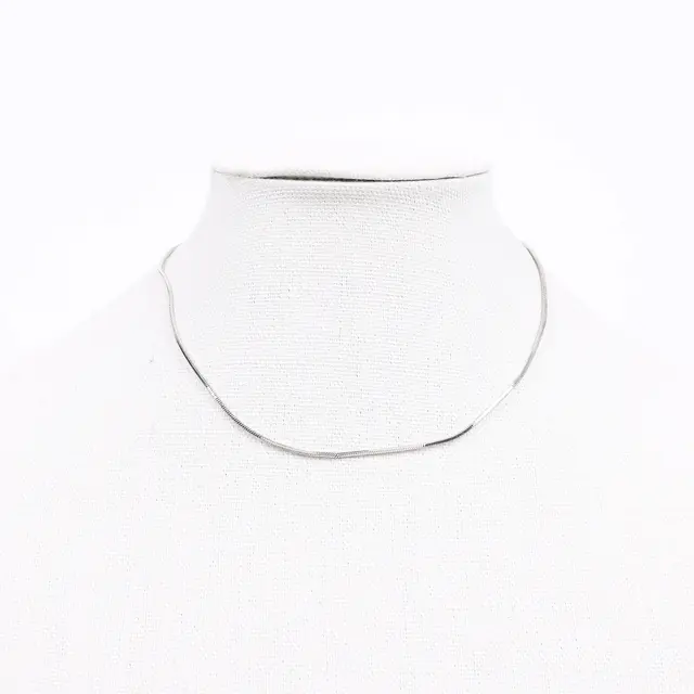 product shot — Christian Dior