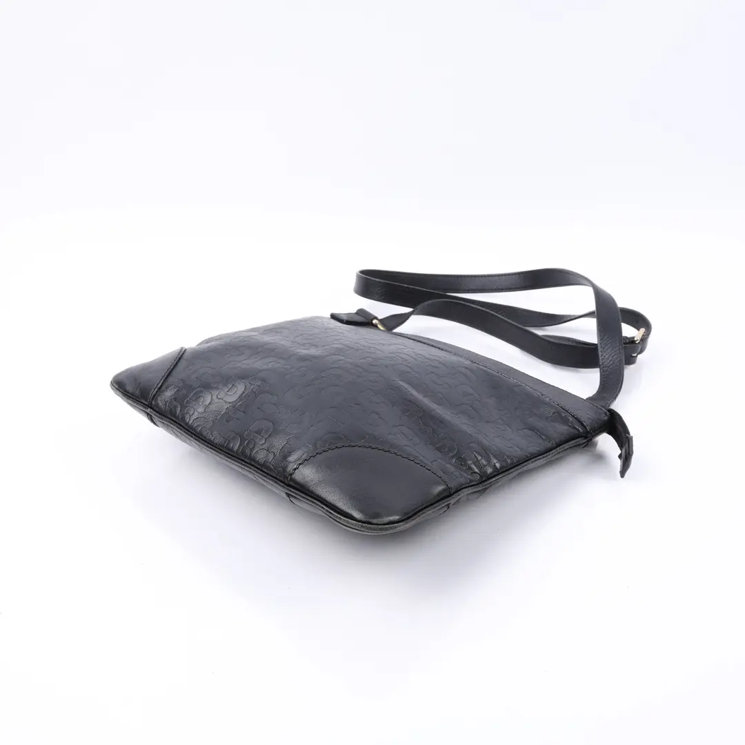 Gucci Guccissima Flat Black Leather Crossbody Bag