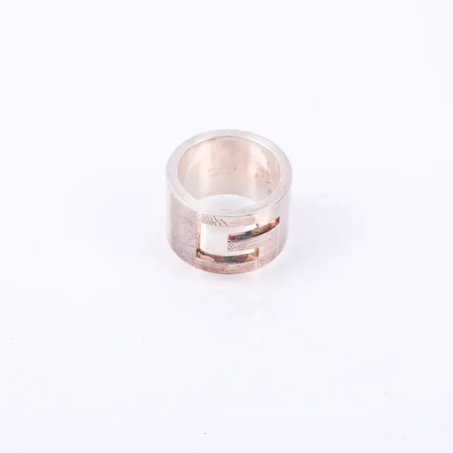 product shot — Gucci