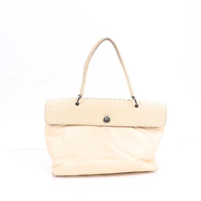 product shot — Bottega Veneta