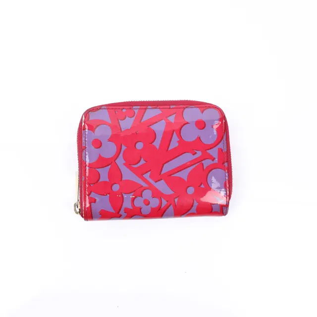 product shot — Louis Vuitton