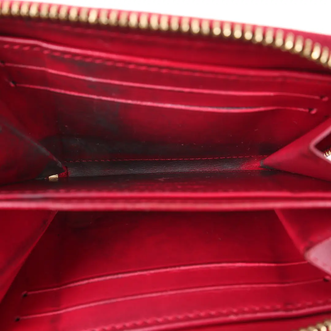 Louis Vuitton Sweet Monogram Pink Vernis Zippy Coin Purse