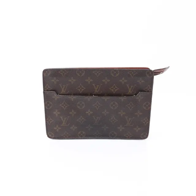 product shot — Louis Vuitton