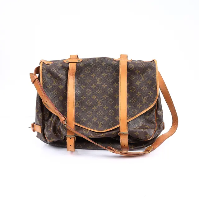 product shot — Louis Vuitton