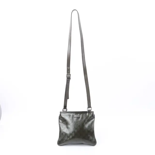 product shot — Gucci