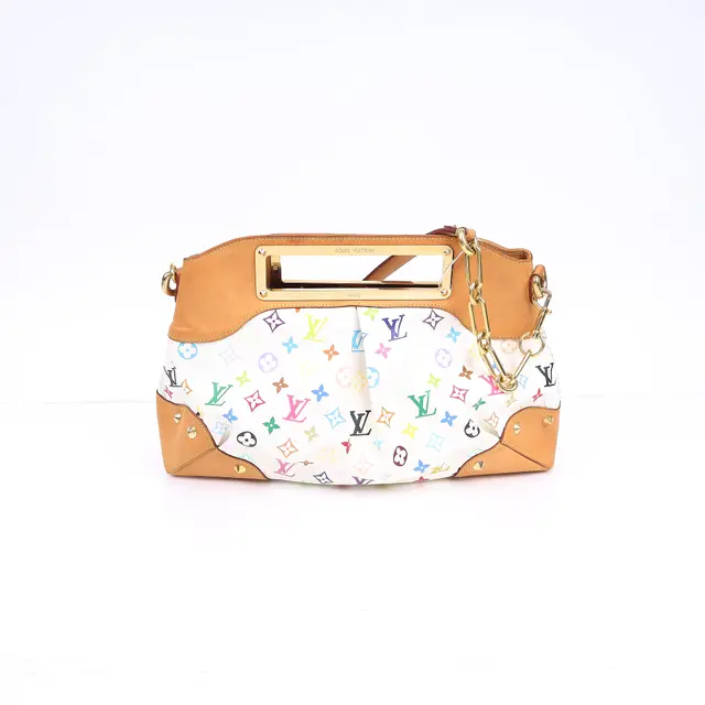 product shot — Louis Vuitton