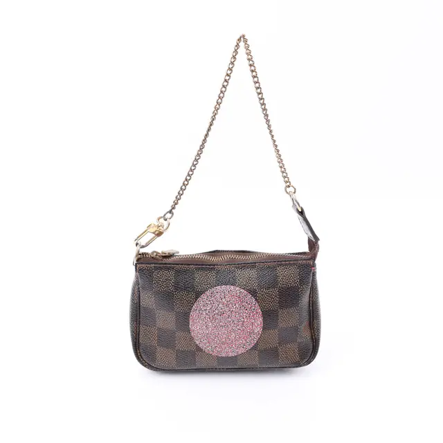 product shot — Louis Vuitton