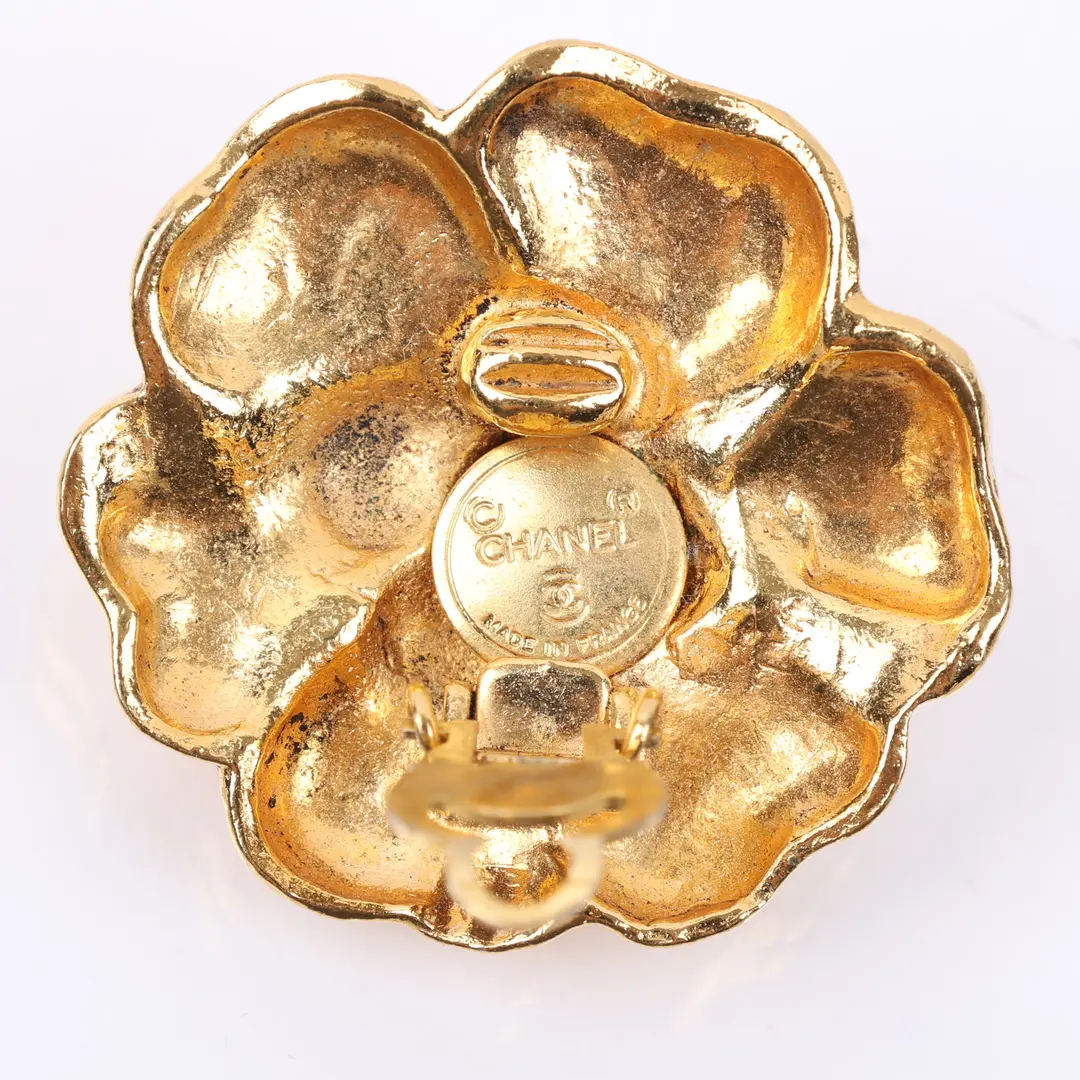 Chanel Camellia Gold Metal Vintage Clip-on Earring