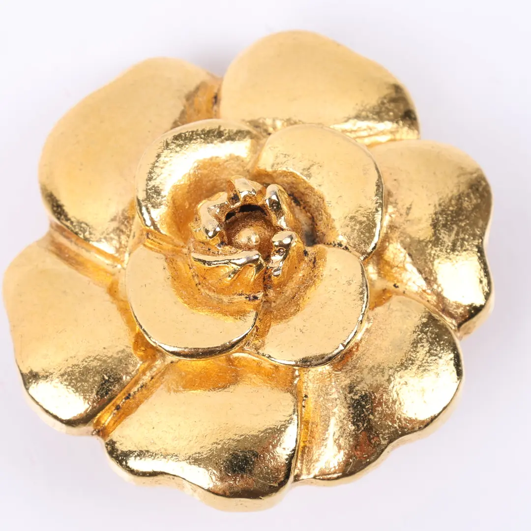 Chanel Camellia Gold Metal Vintage Clip-on Earring