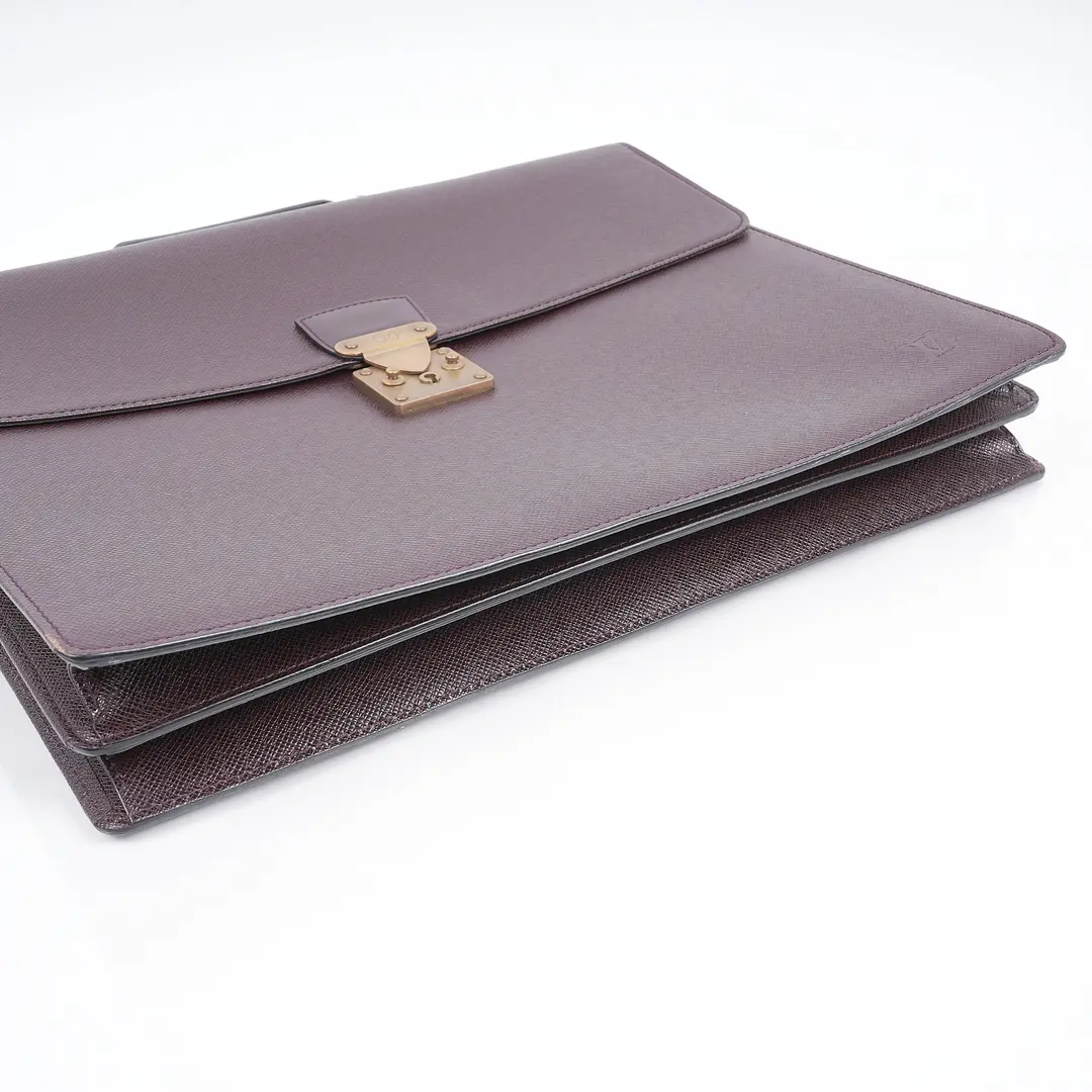 Louis Vuitton Robusto Burgundy Taiga Leather Briefcase
