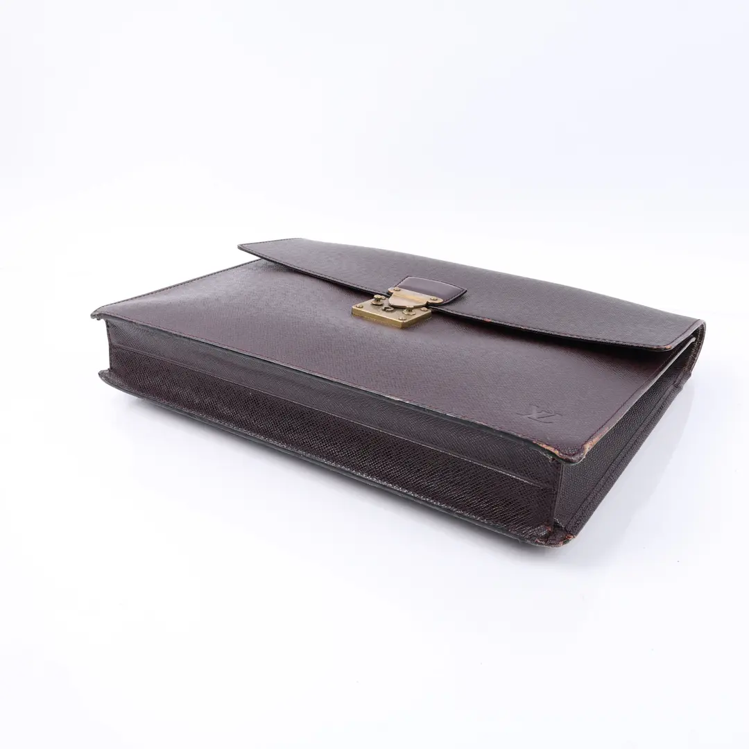 Louis Vuitton Robusto Burgundy Taiga Leather Briefcase