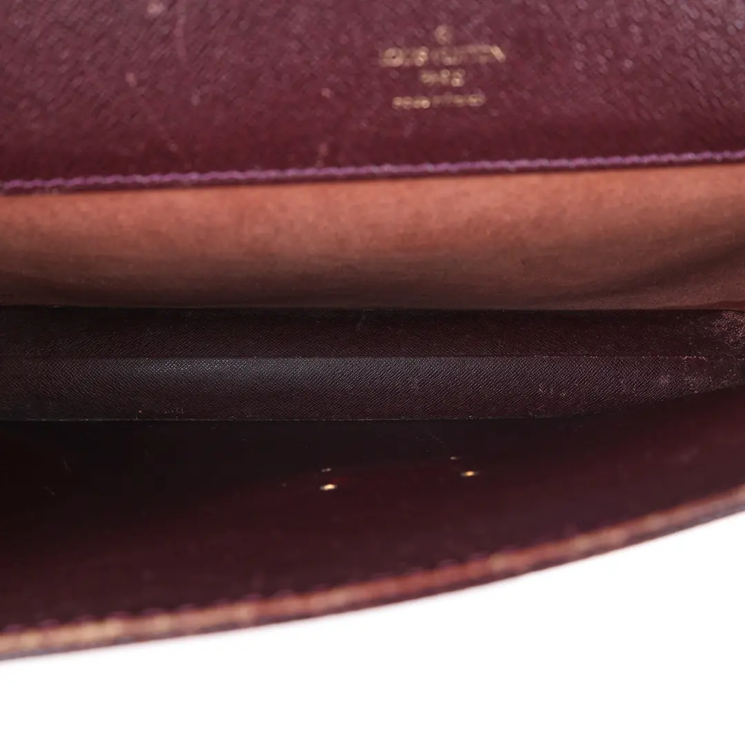 Louis Vuitton Robusto Burgundy Taiga Leather Briefcase