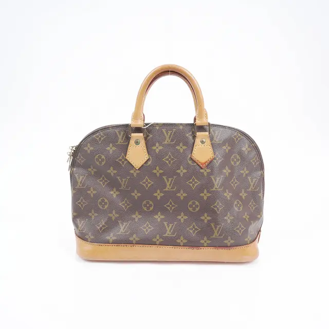 product shot — Louis Vuitton