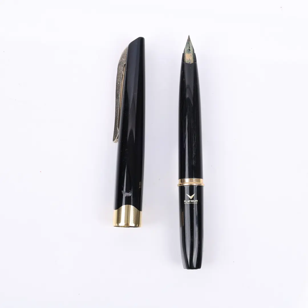 Platinum Vintage Pocket 18K Gold Nib Black Fountain Pen