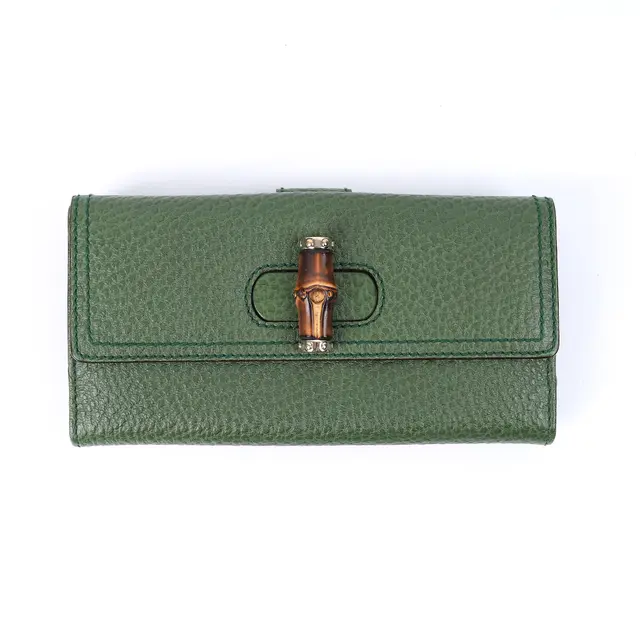 product shot — Gucci