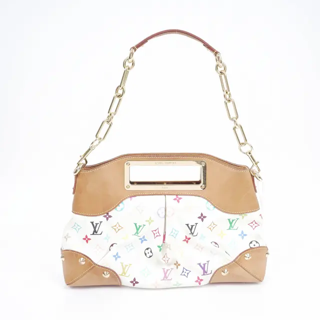product shot — Louis Vuitton