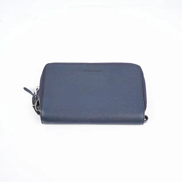 product shot — Burberry